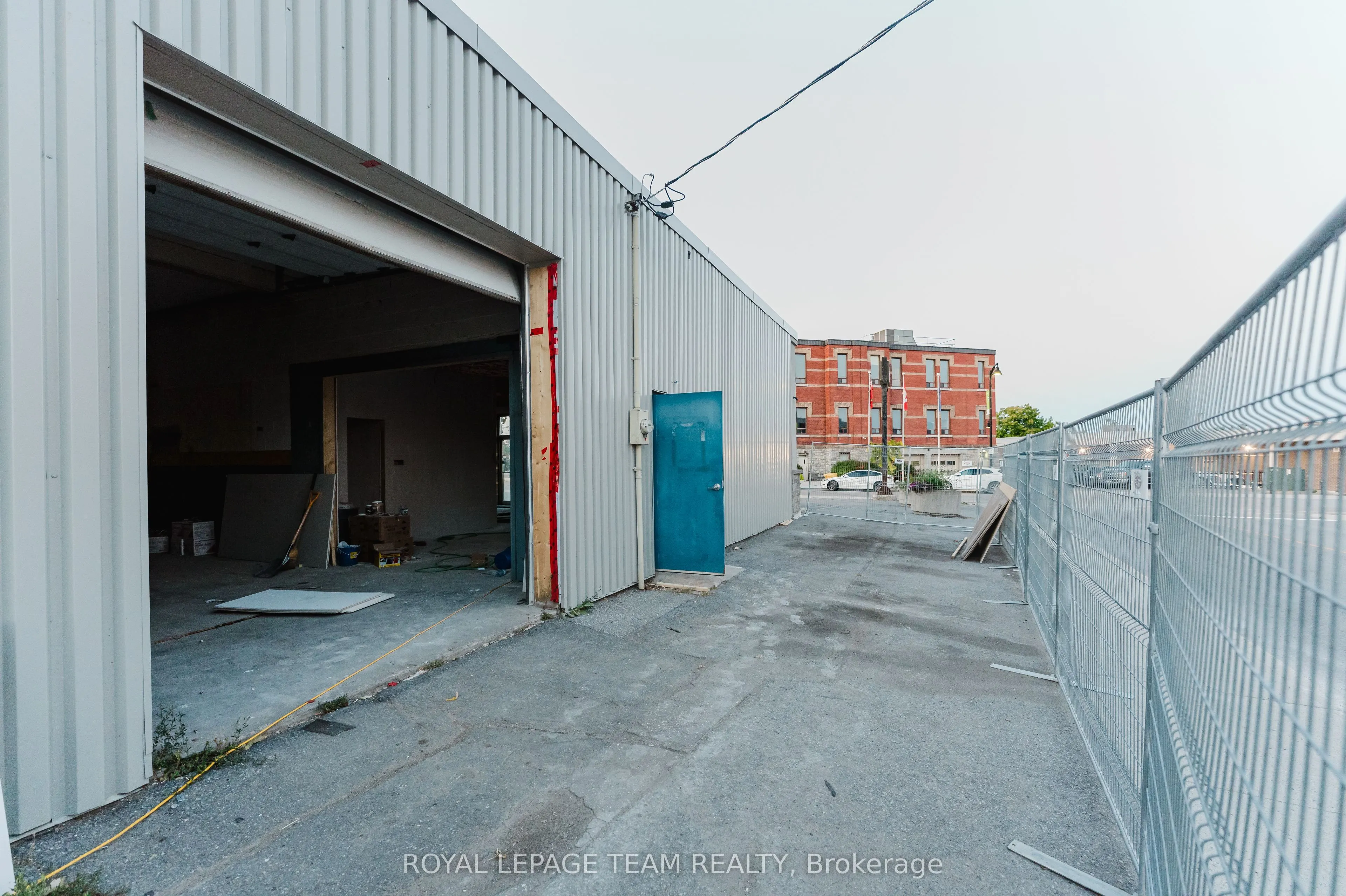 104 Elgin Street W, #Unit 3