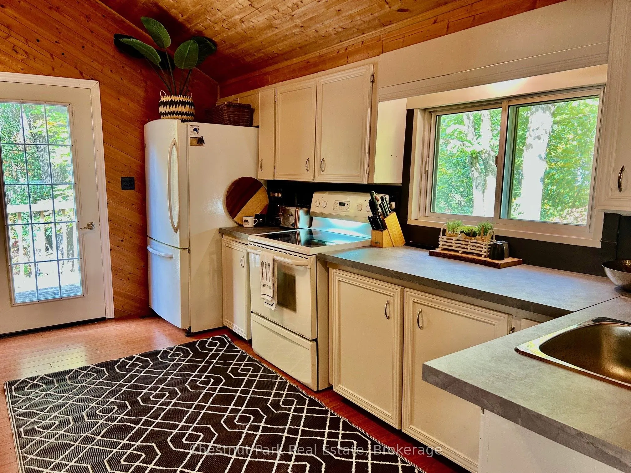 1227 North Kahshe Lake rd Road