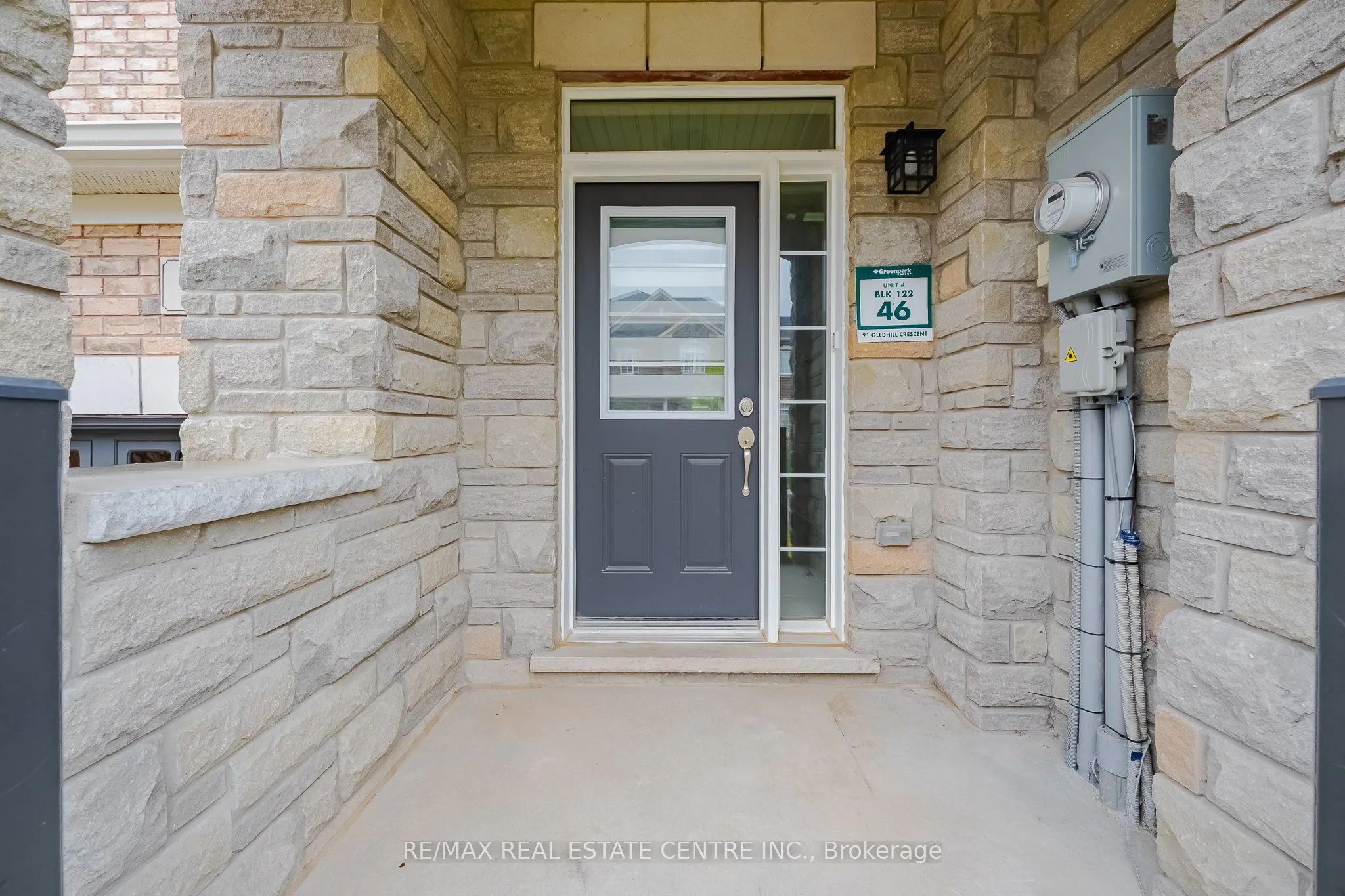 21 Gledhill Crescent