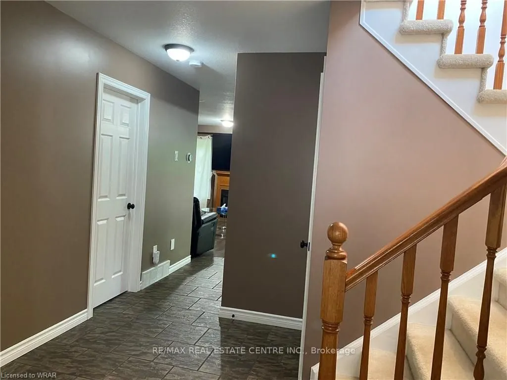 226 Bush Clover Crescent