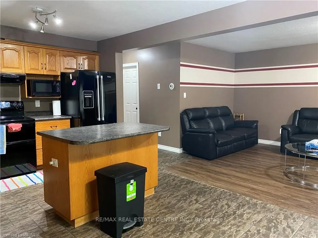 226 Bush Clover Crescent