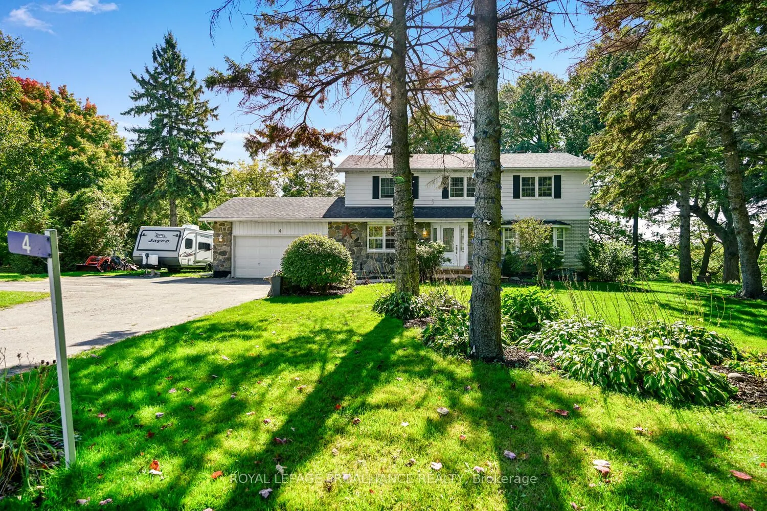 4 Connell Place