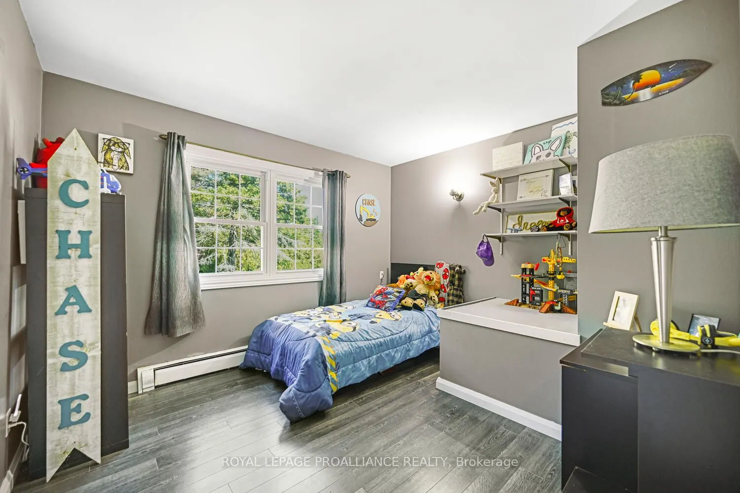 4 Connell Place