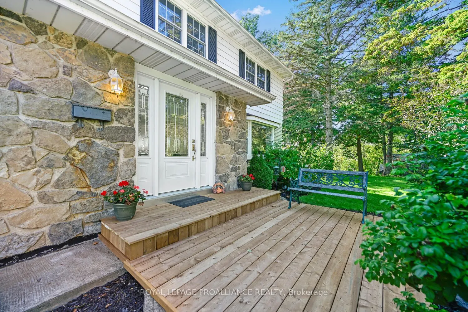 4 Connell Place