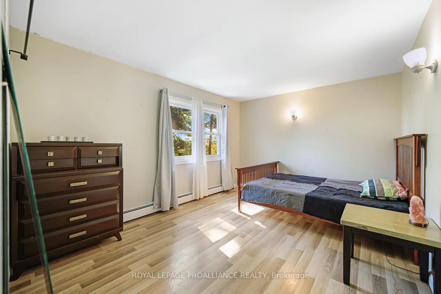 4 Connell Place