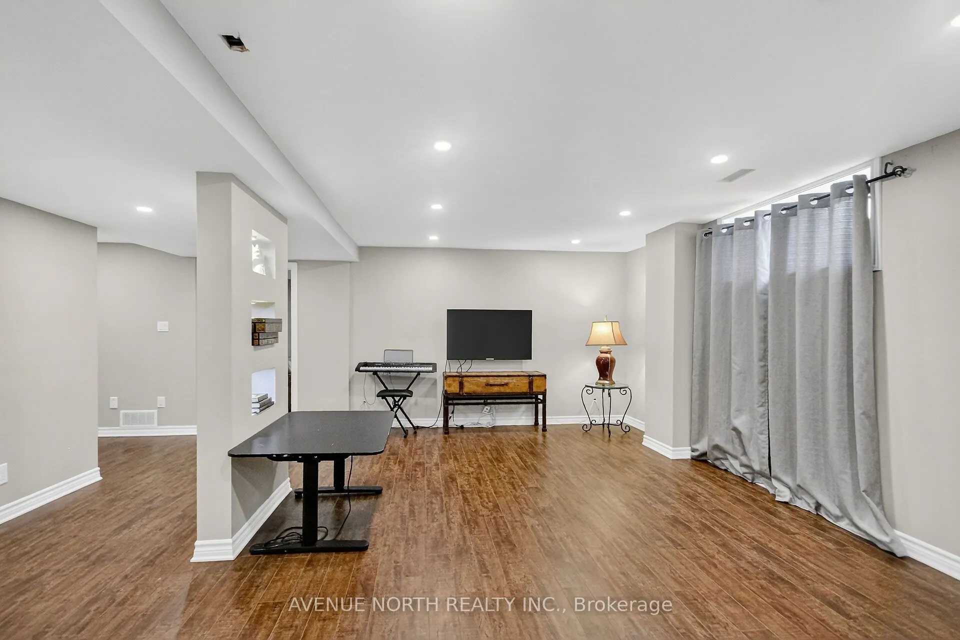 91 Maple Stand Way