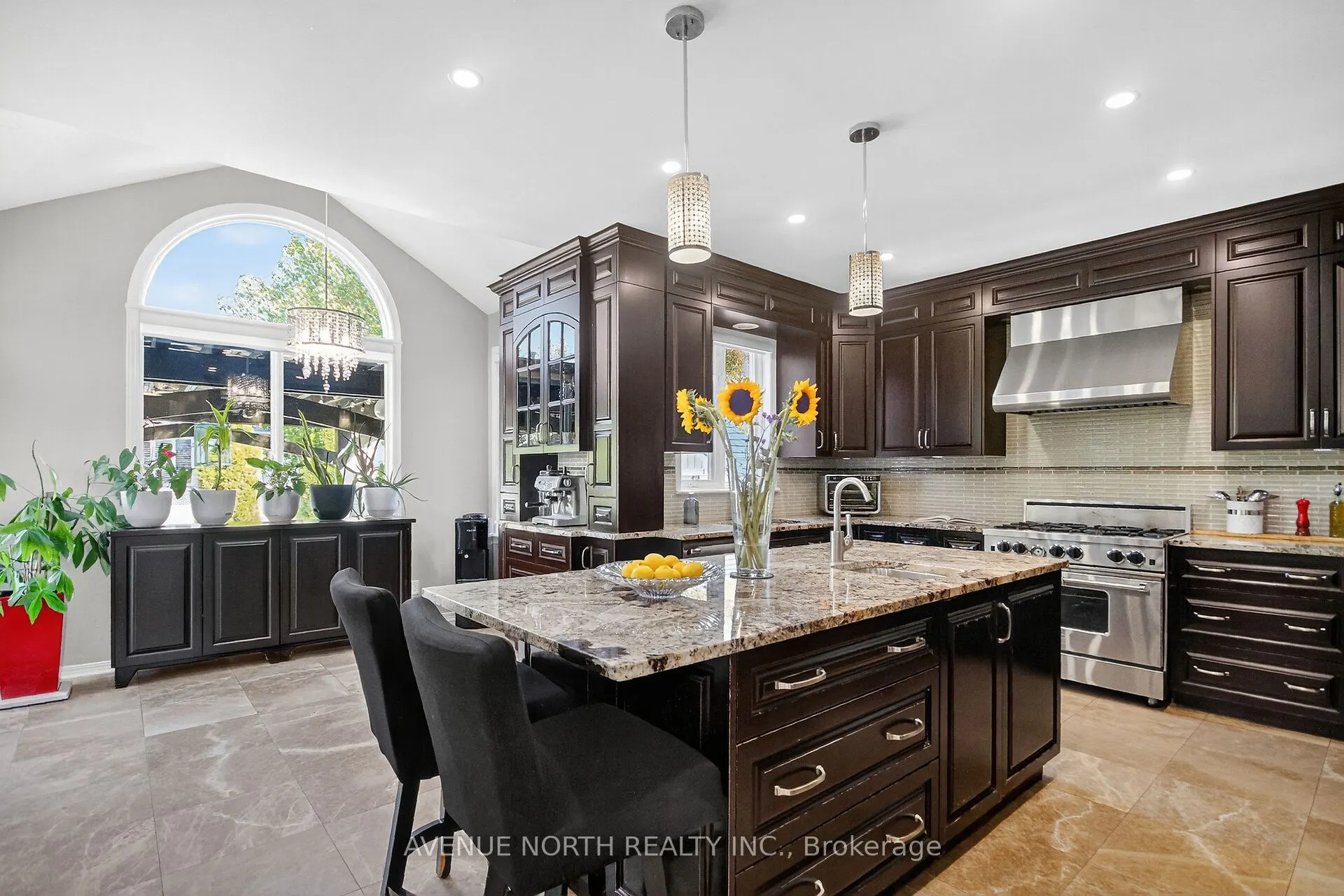 91 Maple Stand Way