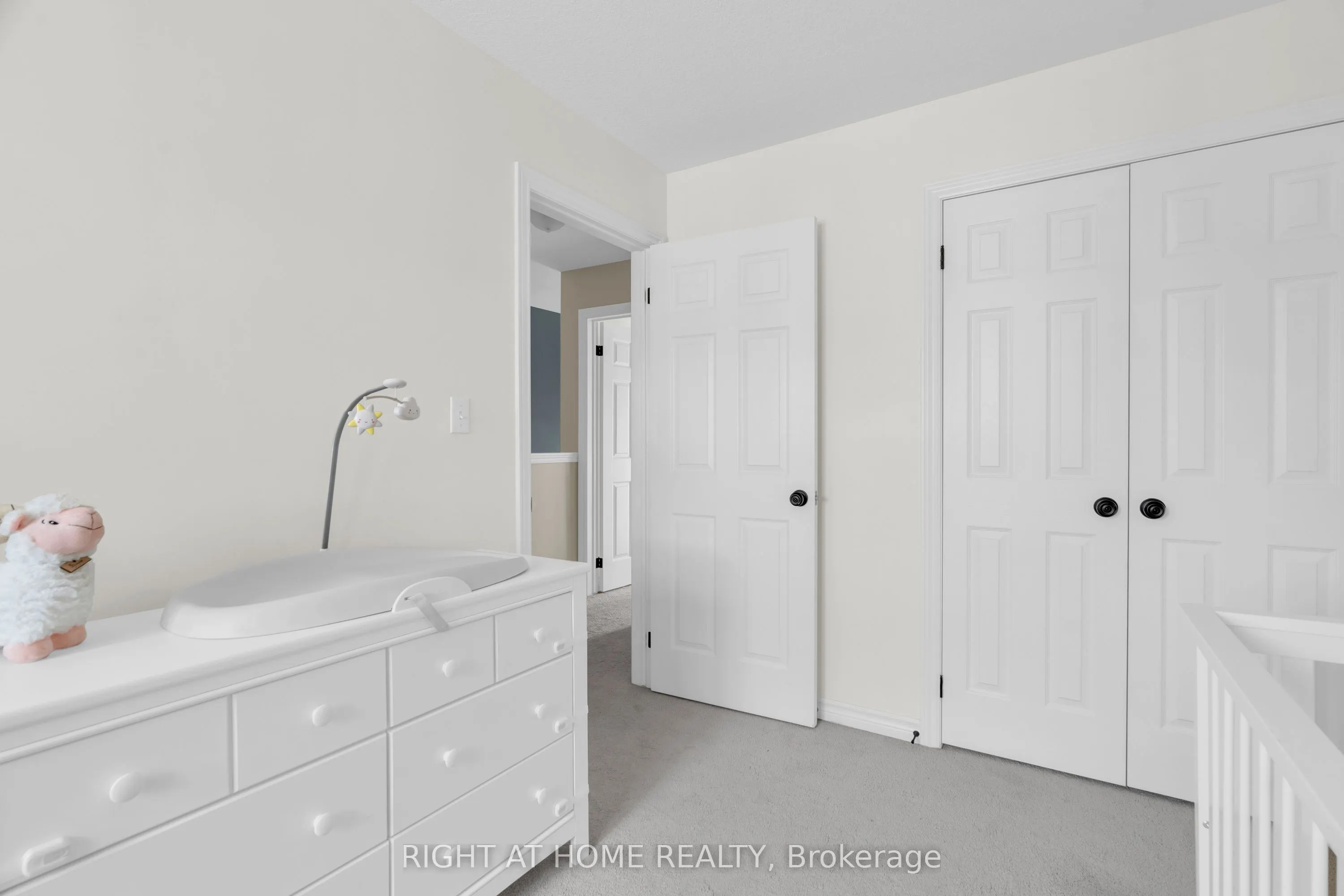 630 Woodlawn Road E, #B