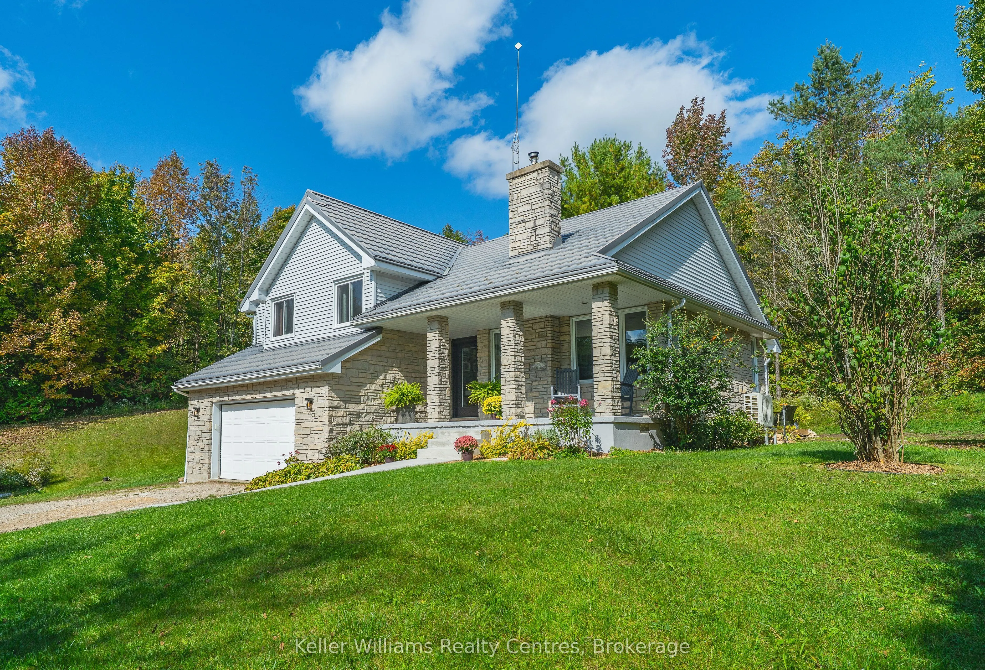 702473 Sideroad 5