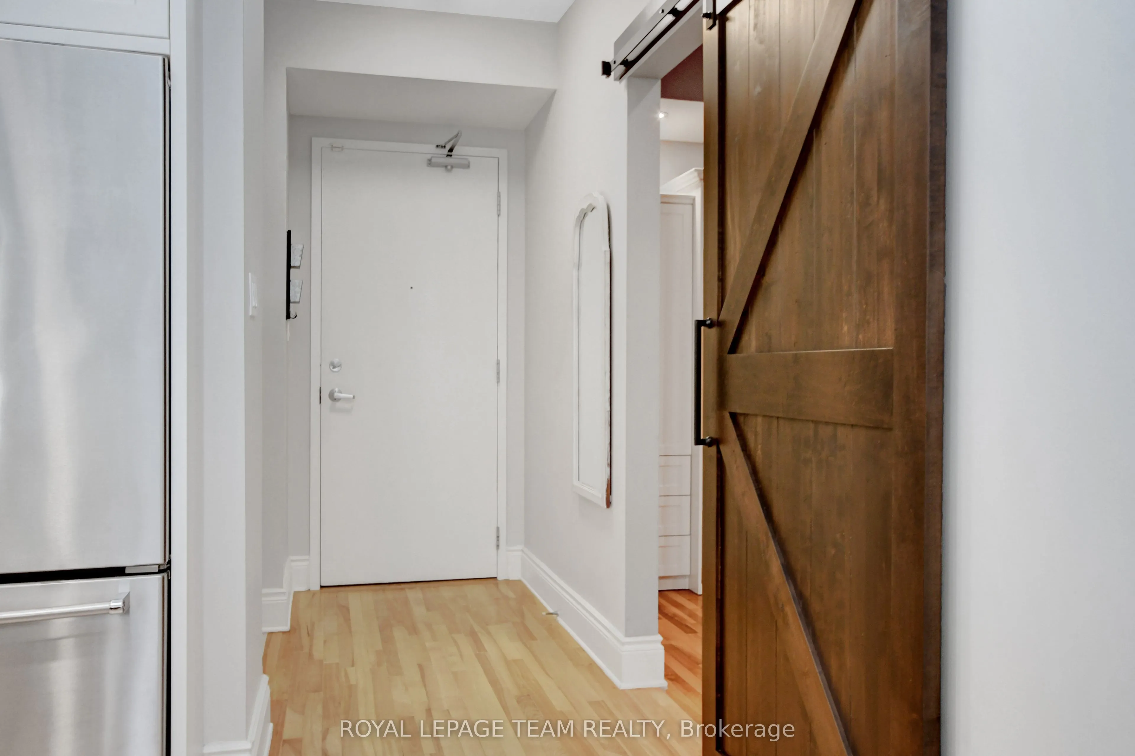 400 Mcleod Street, #102