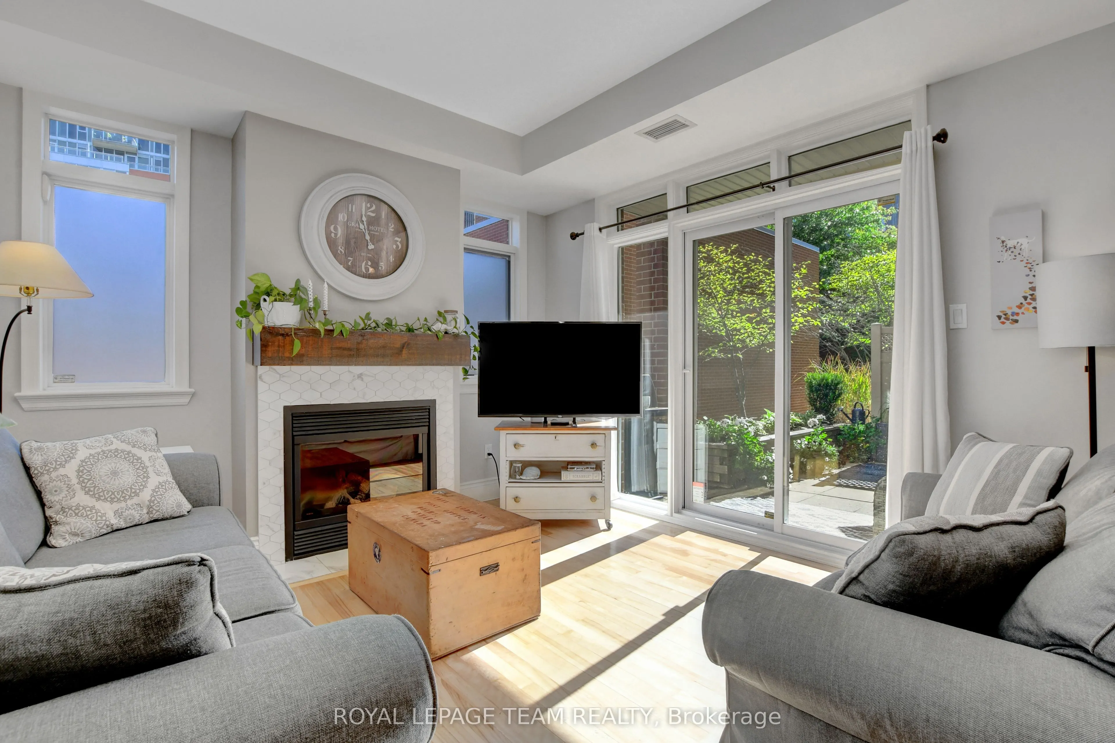 400 Mcleod Street, #102