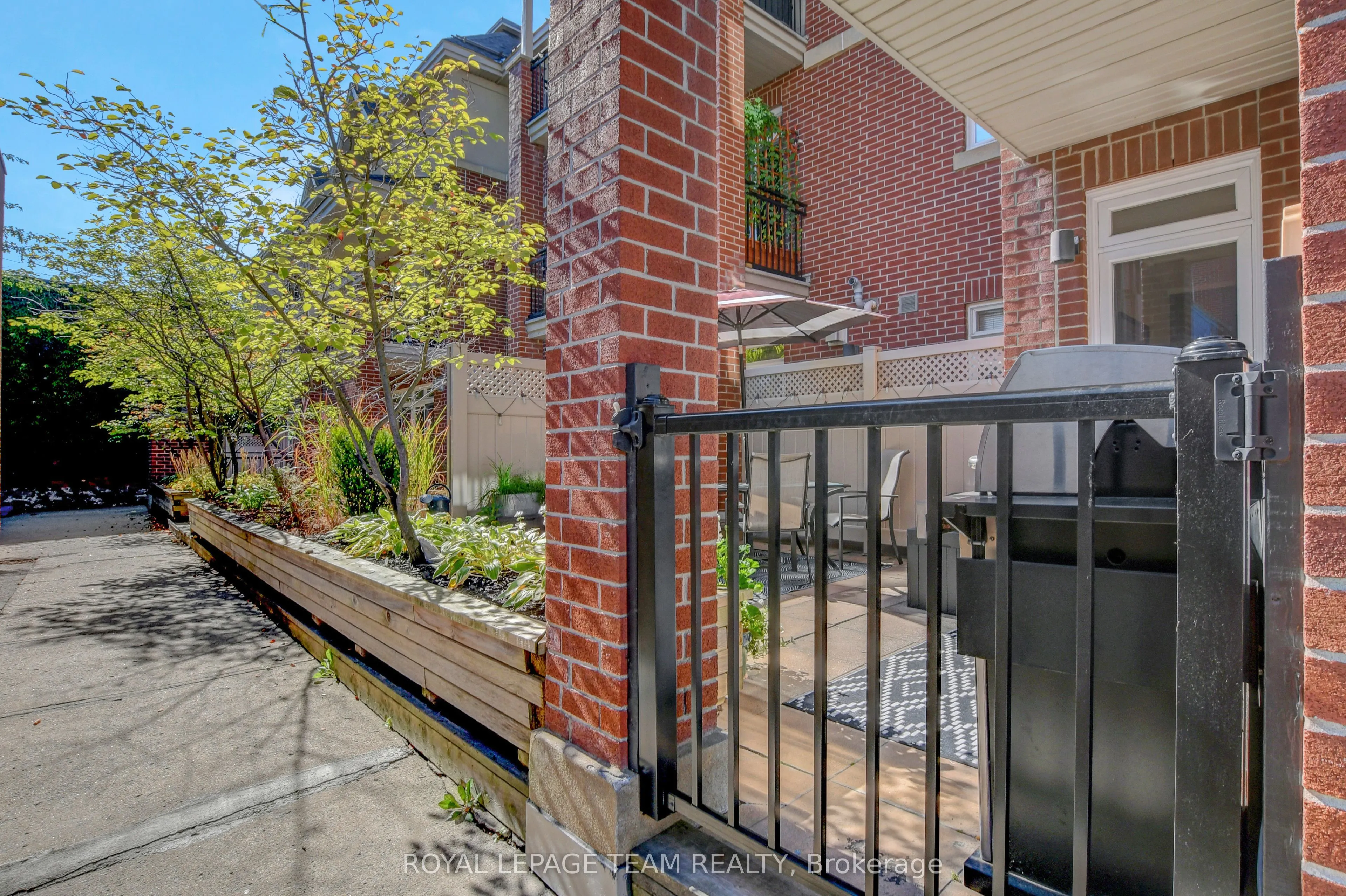 400 Mcleod Street, #102