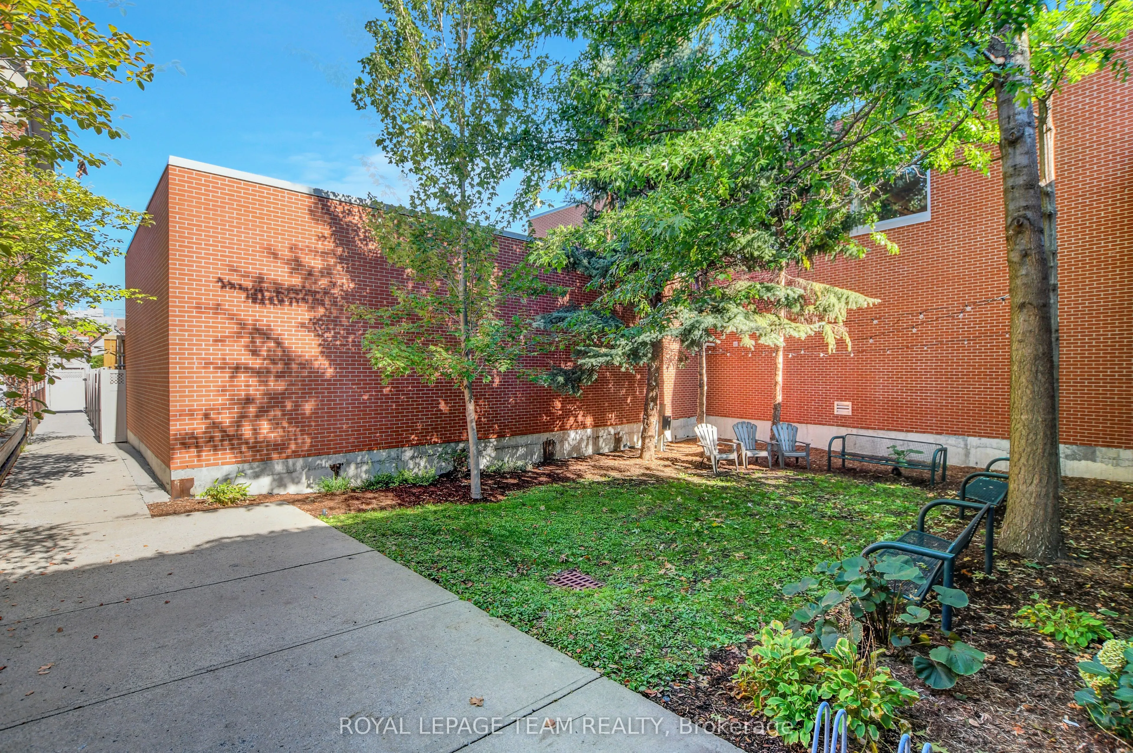 400 Mcleod Street, #102