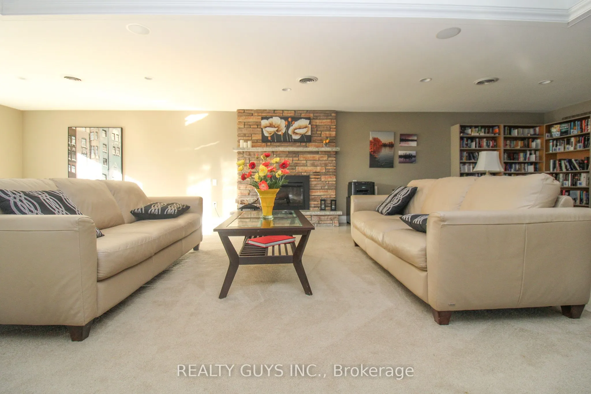 200 EAST Street S, ##4