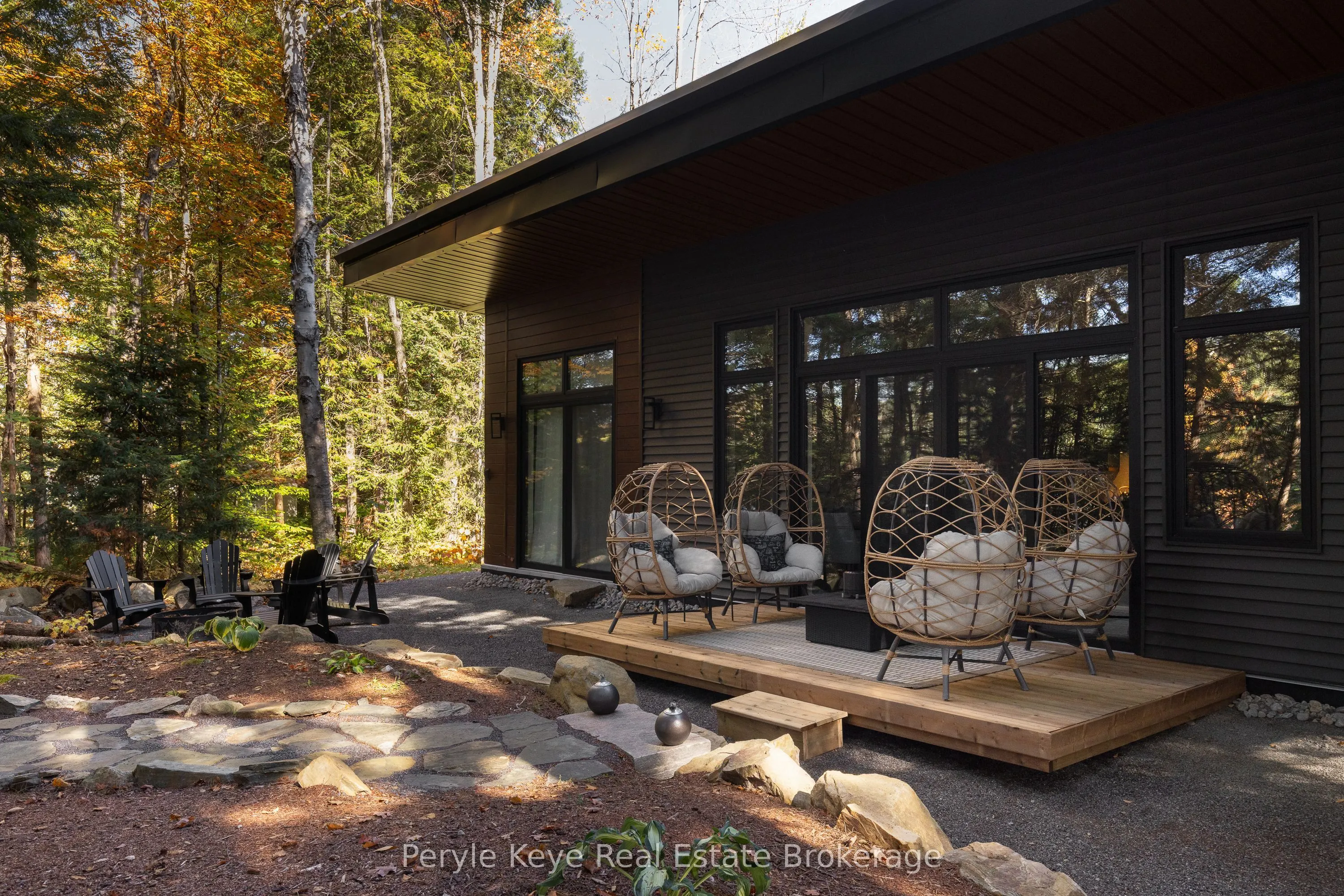 1-1387 Oxbow Lake Road