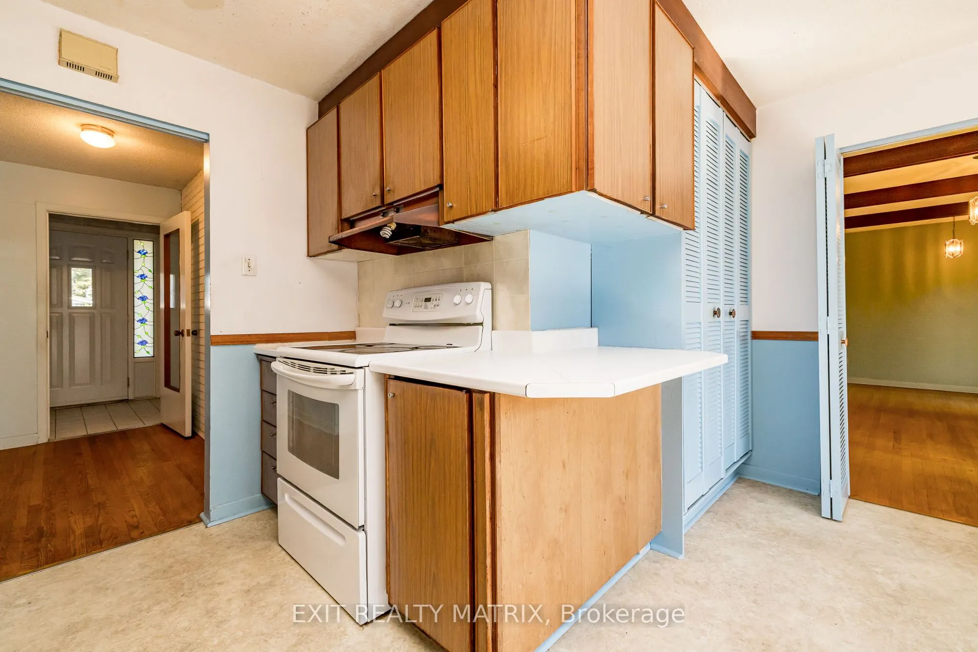 8 Brian Crescent