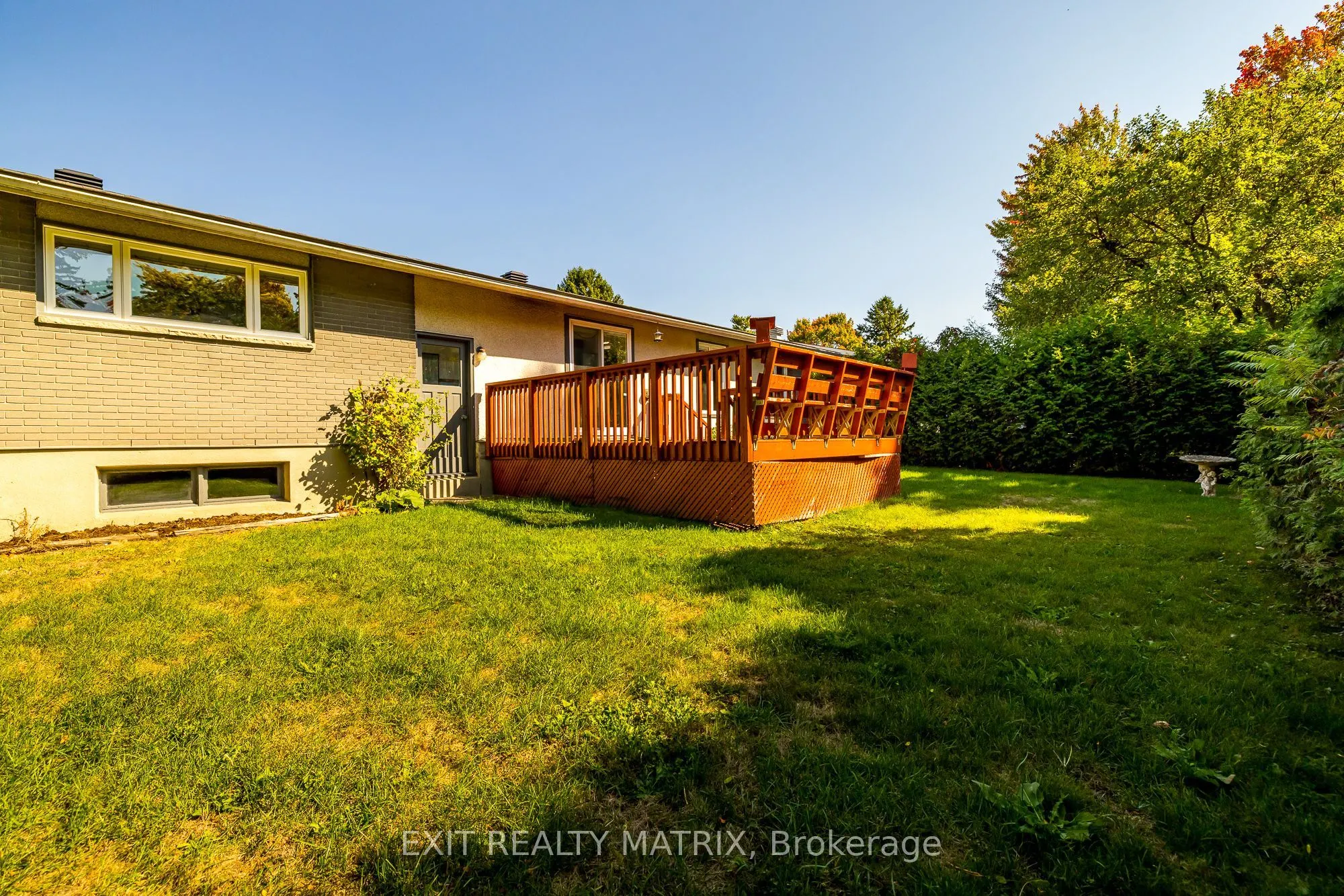 8 Brian Crescent