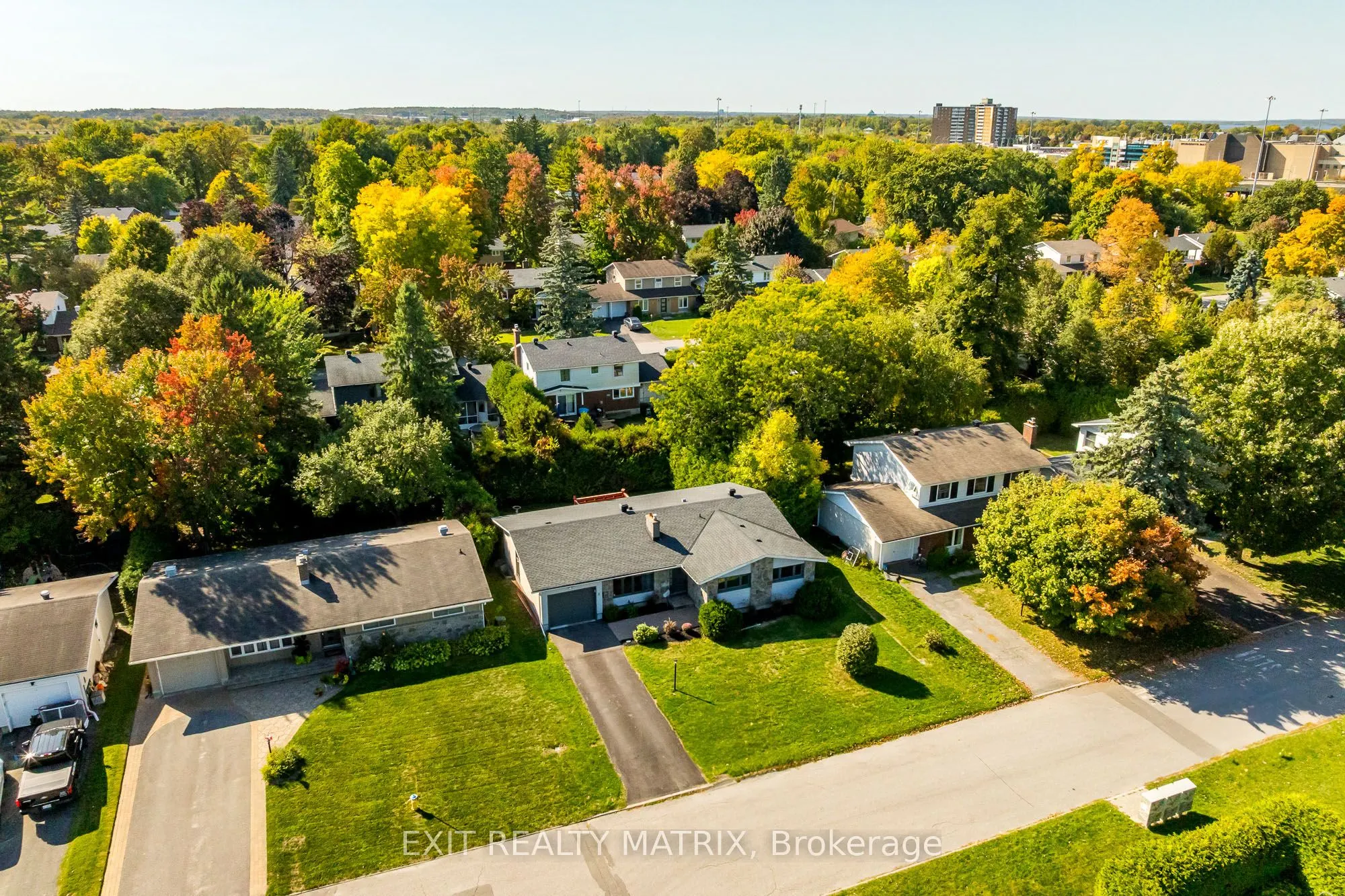8 Brian Crescent