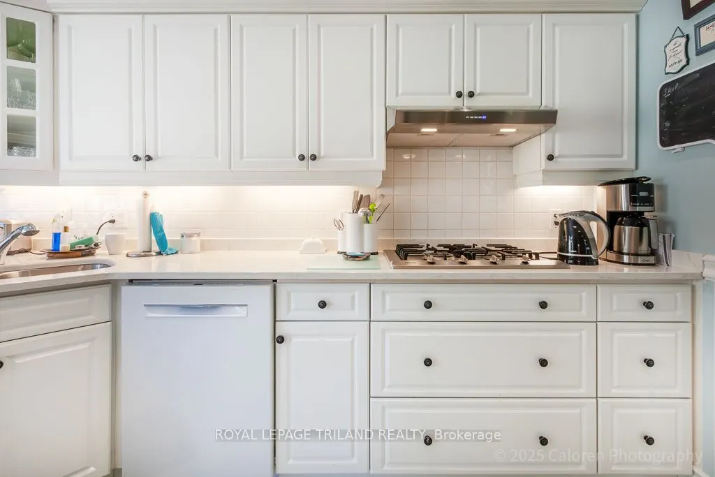 1040 Riverside Drive, #23