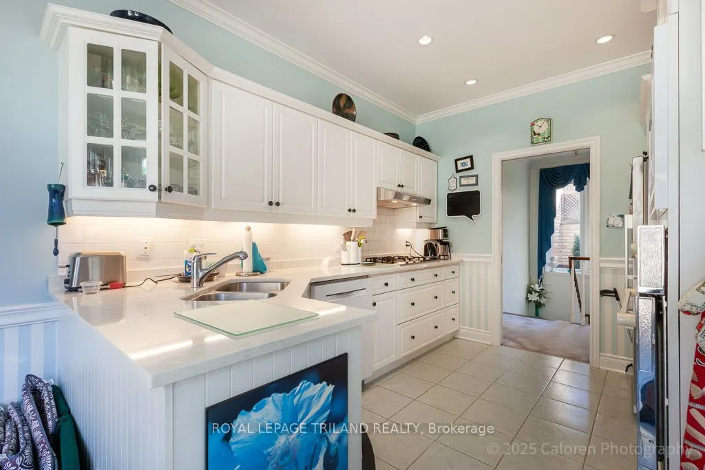 1040 Riverside Drive, #23
