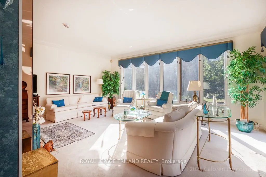 1040 Riverside Drive, #23