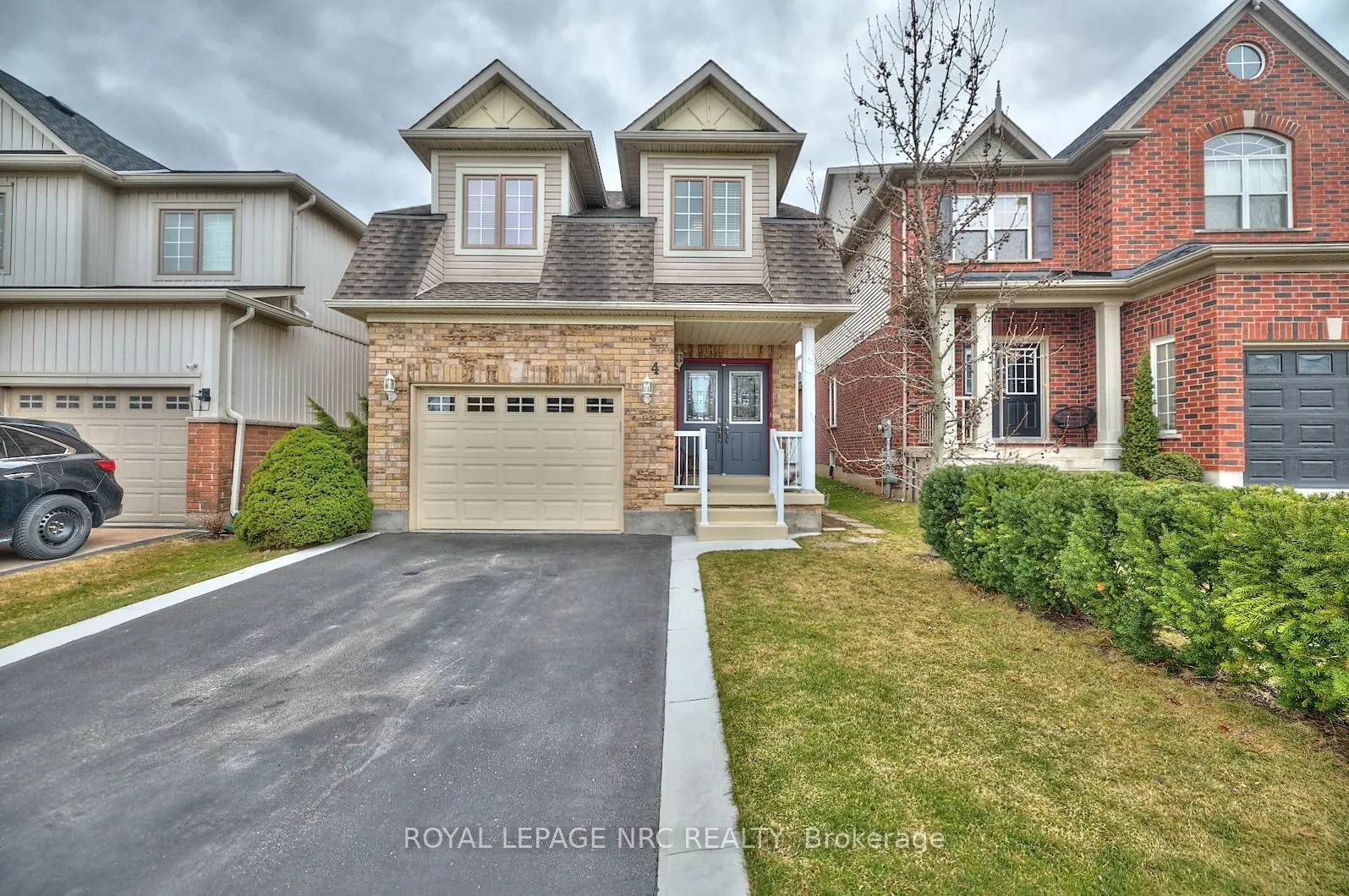 4 Alex Grant Place