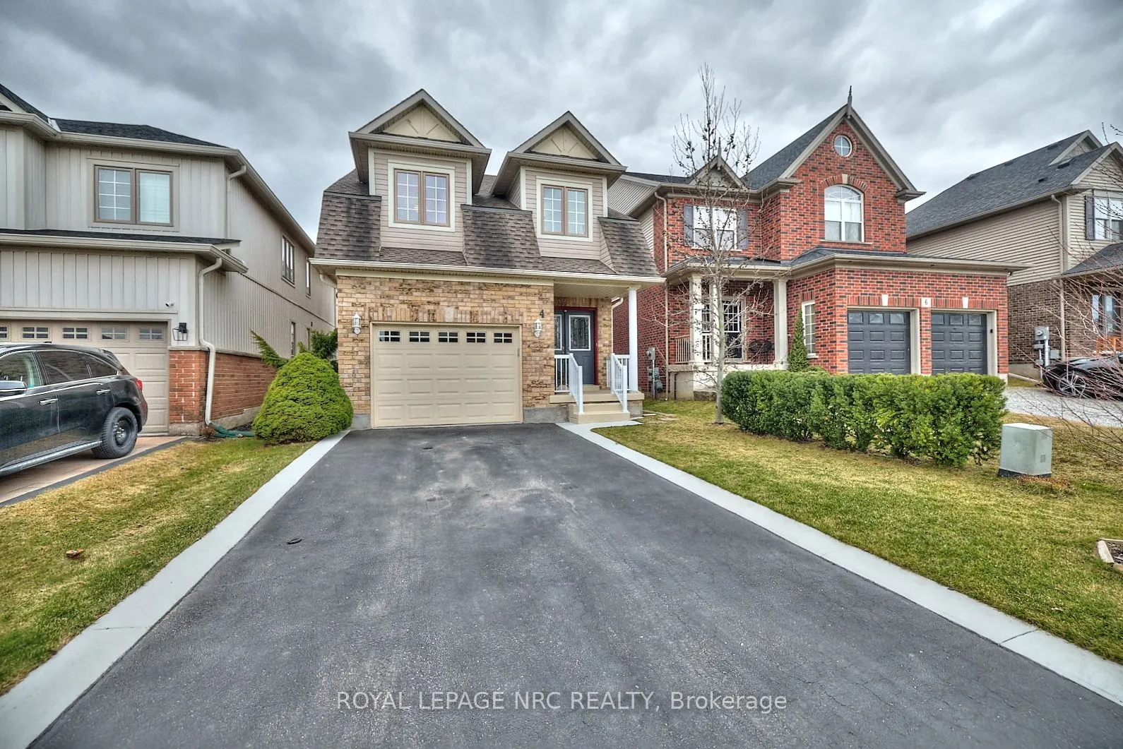 4 Alex Grant Place