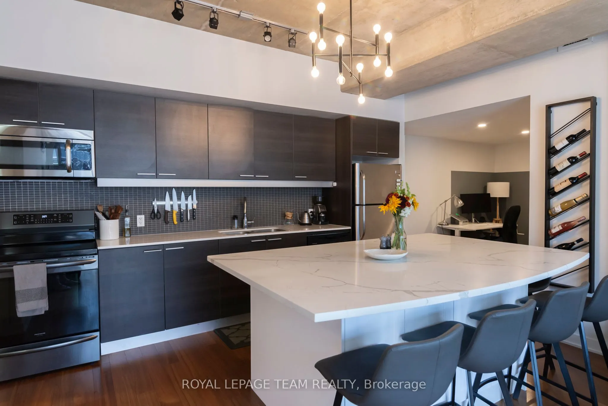 349 Mcleod Street, #618