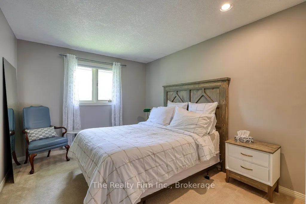786837 Township Road 6