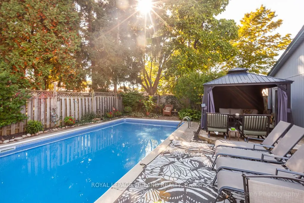 23 Crabtree Avenue