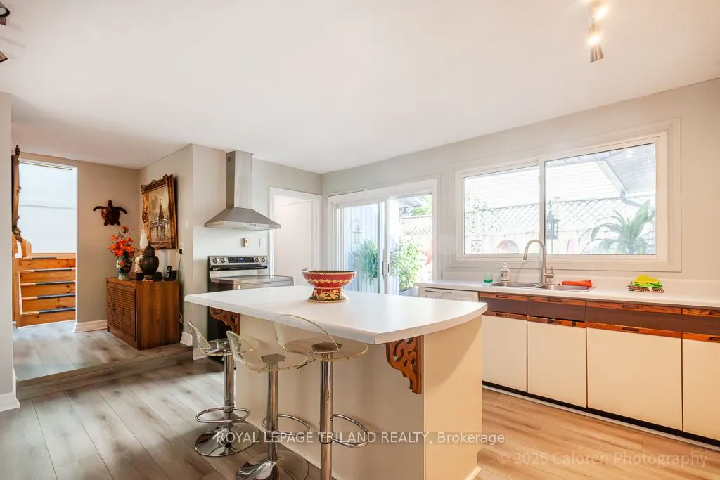 23 Crabtree Avenue