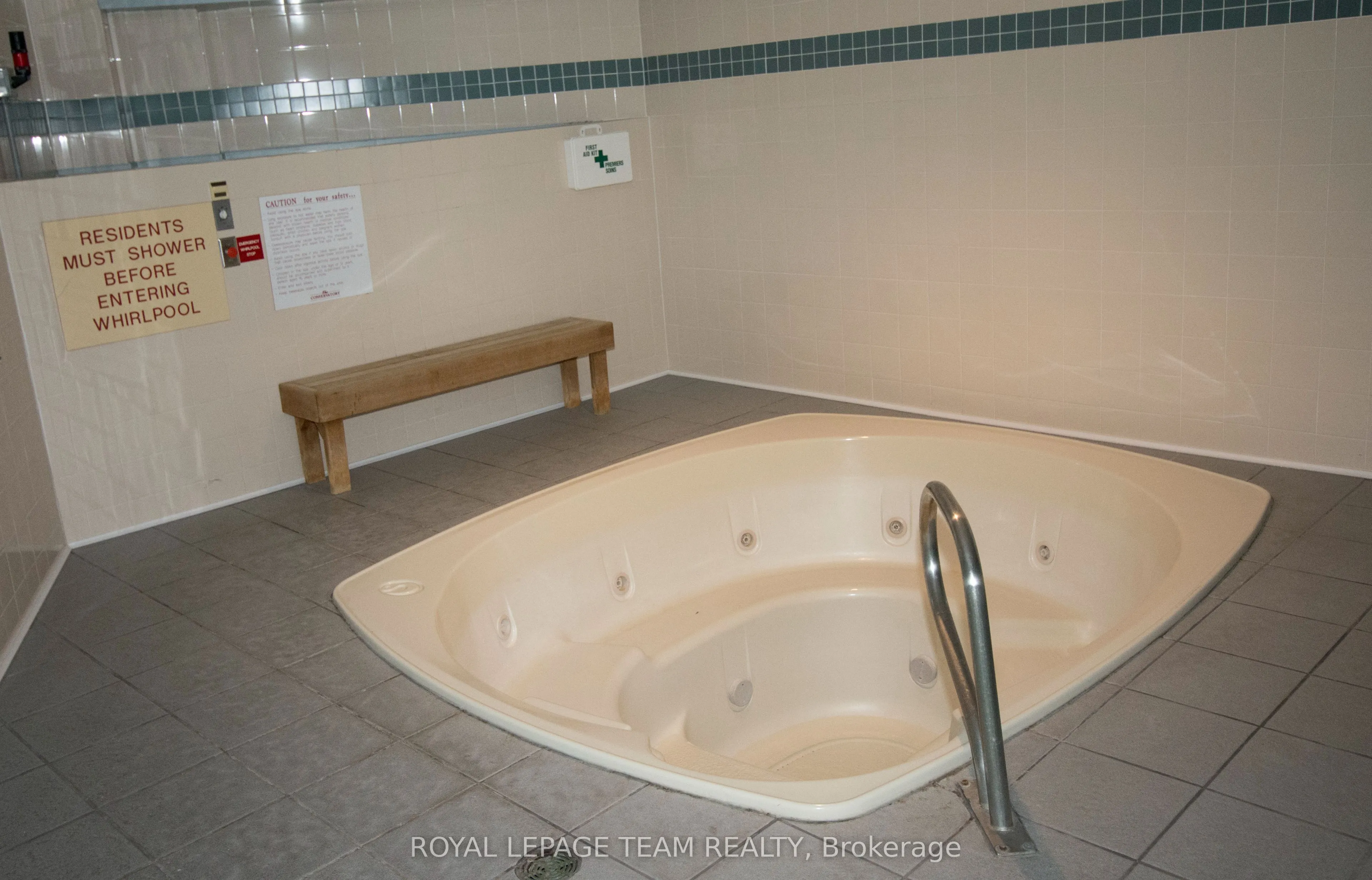 1025 Grenon Avenue, #209