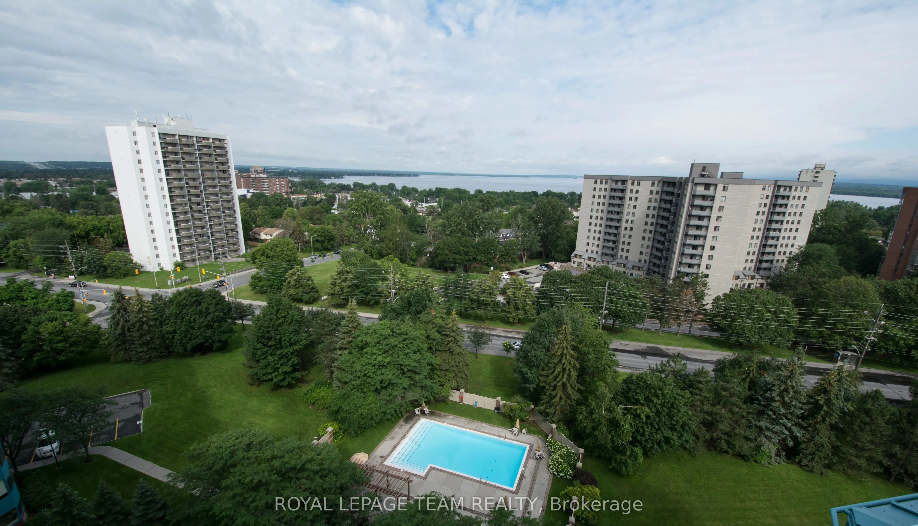 1025 Grenon Avenue, #209