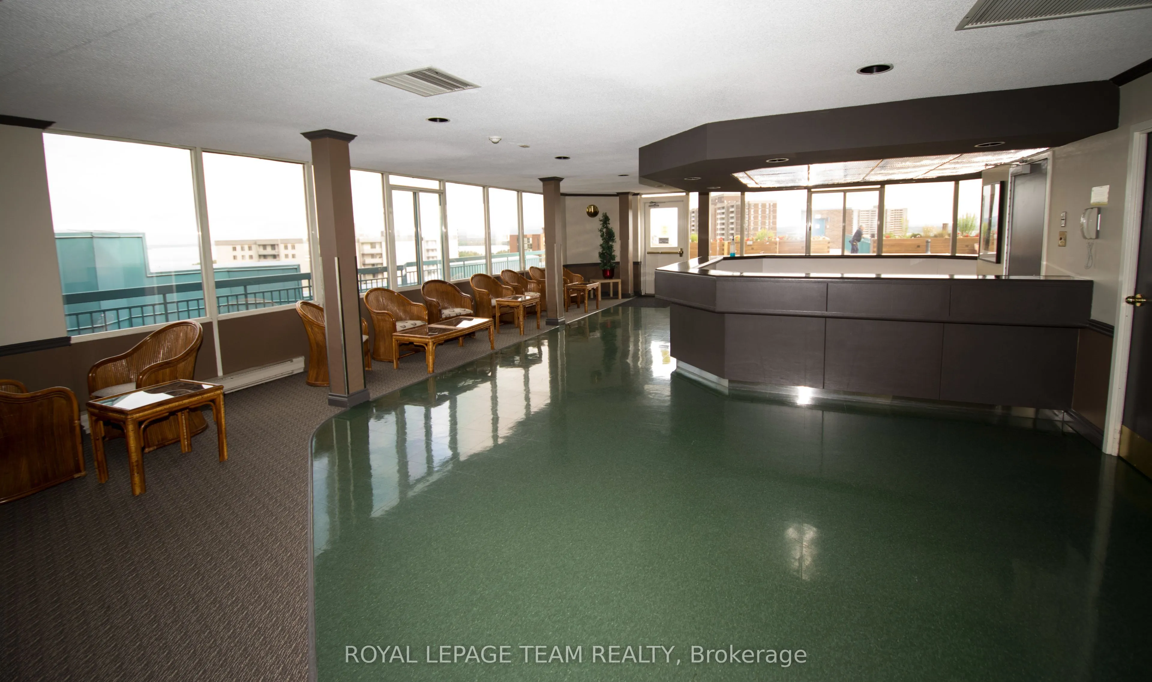 1025 Grenon Avenue, #209