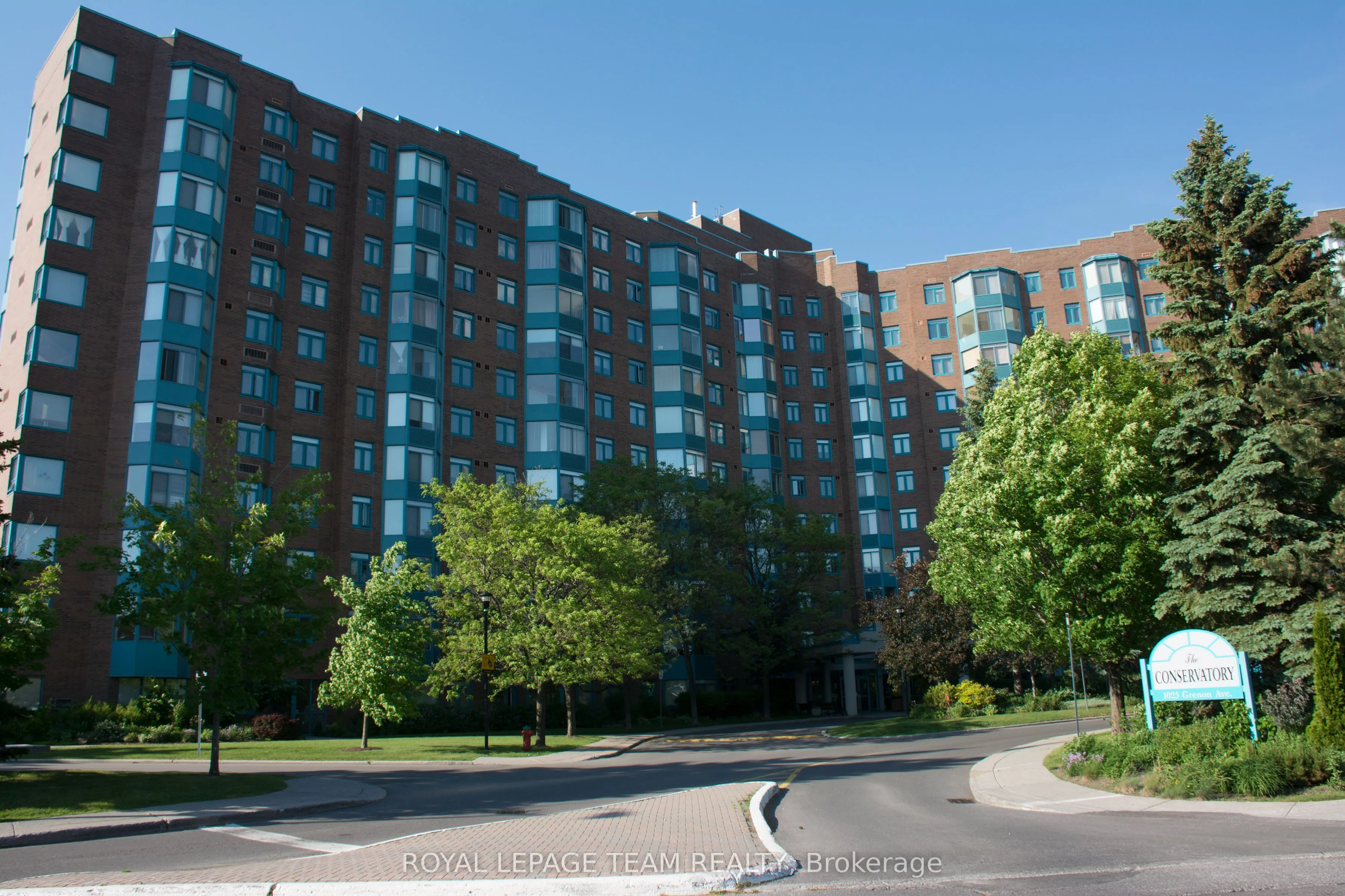 1025 Grenon Avenue, #209