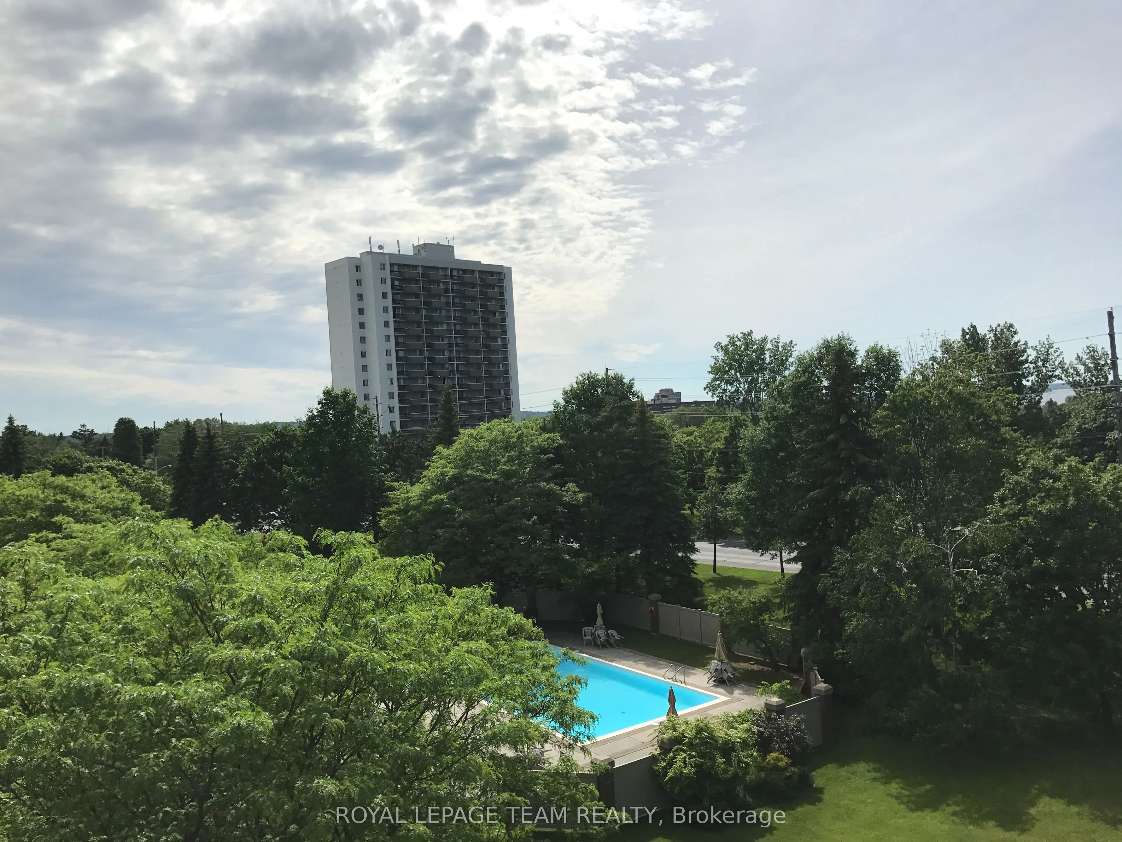 1025 Grenon Avenue, #209