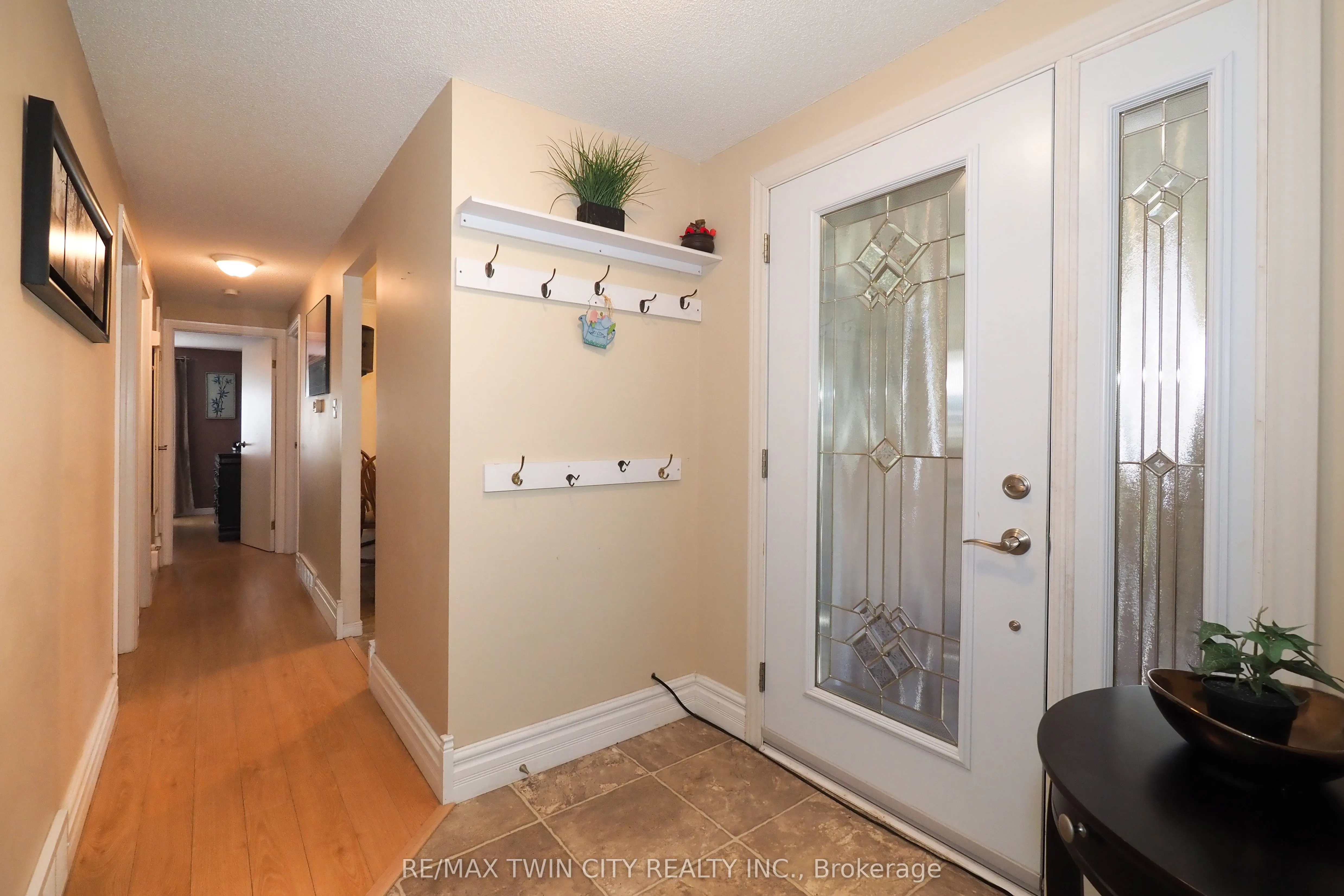 44 Milton Avenue W