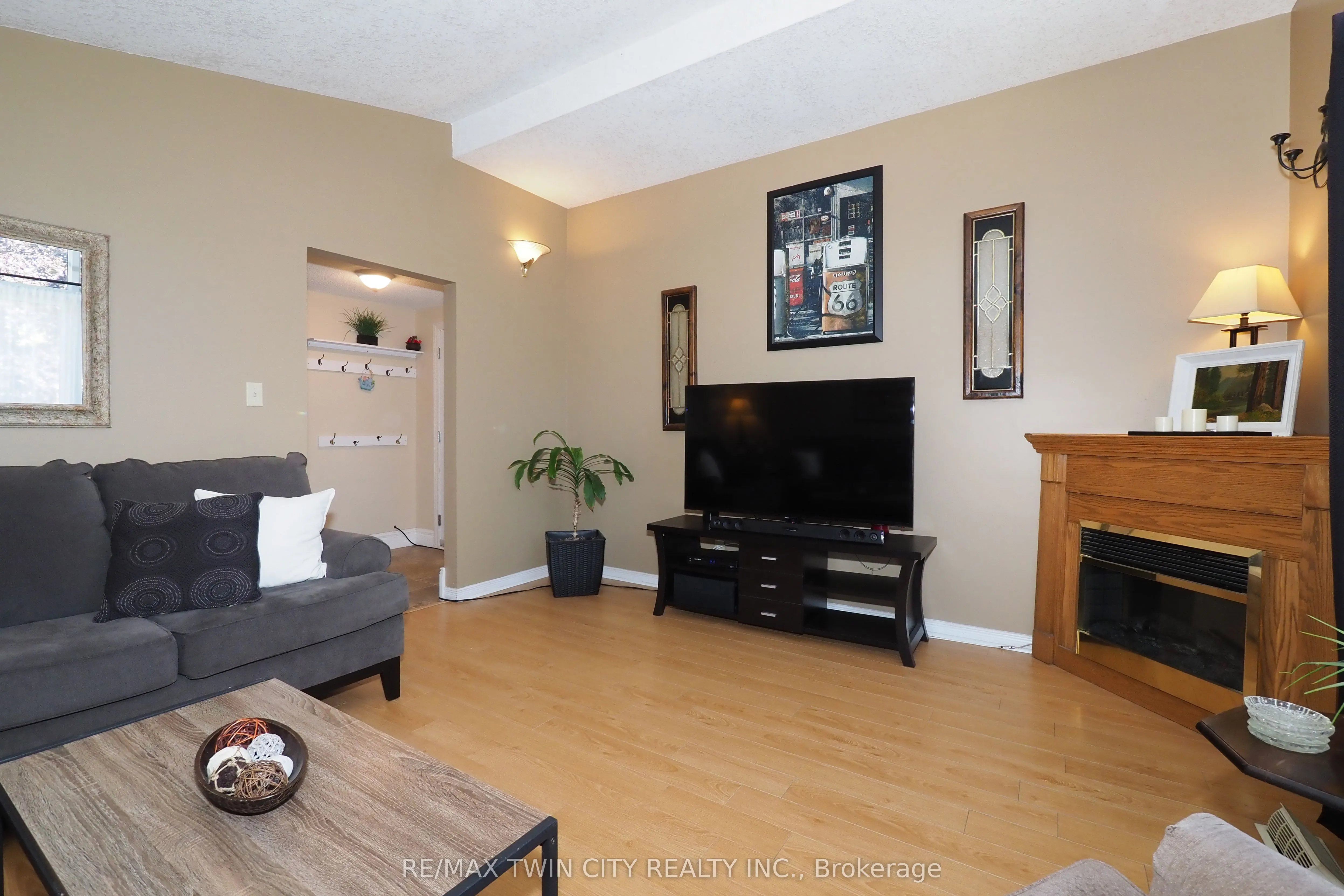 44 Milton Avenue W