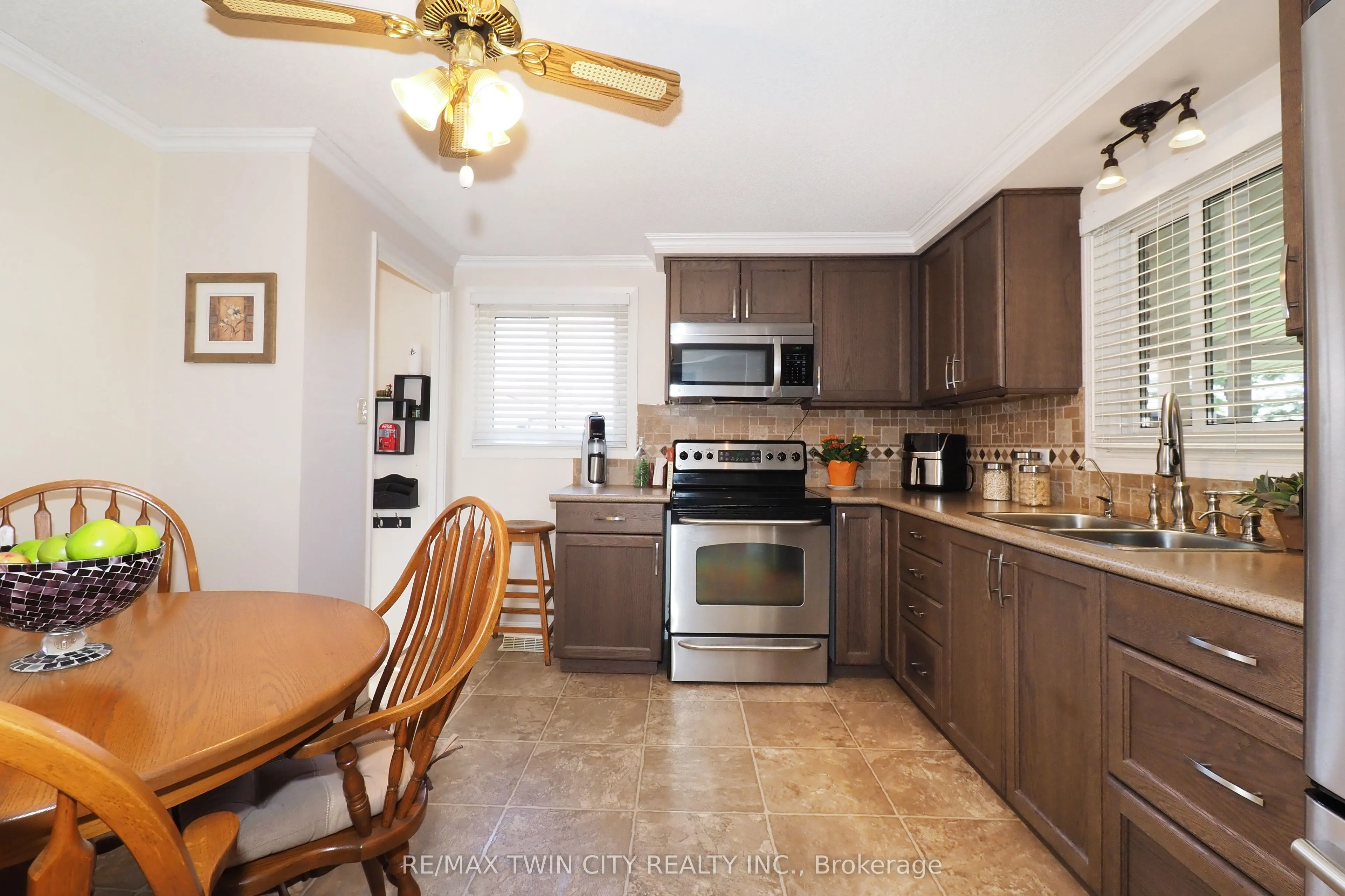 44 Milton Avenue W