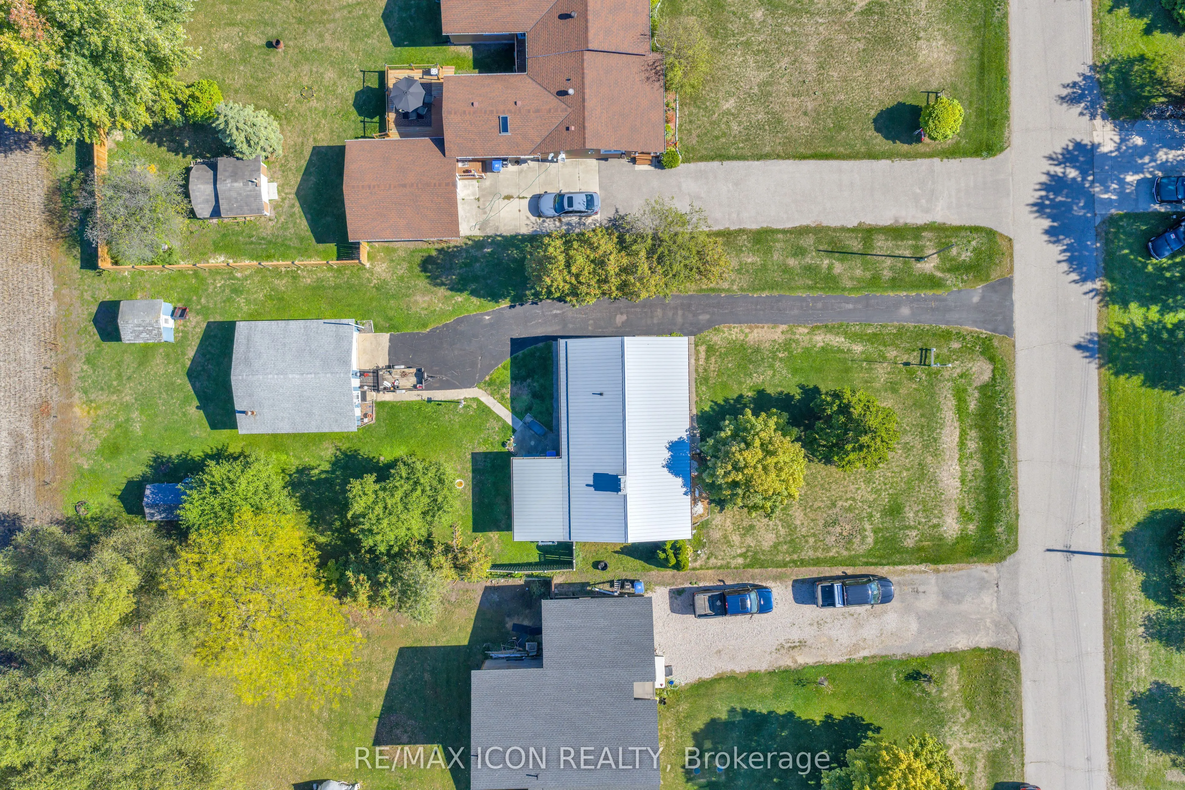 8274 Burwell Road E