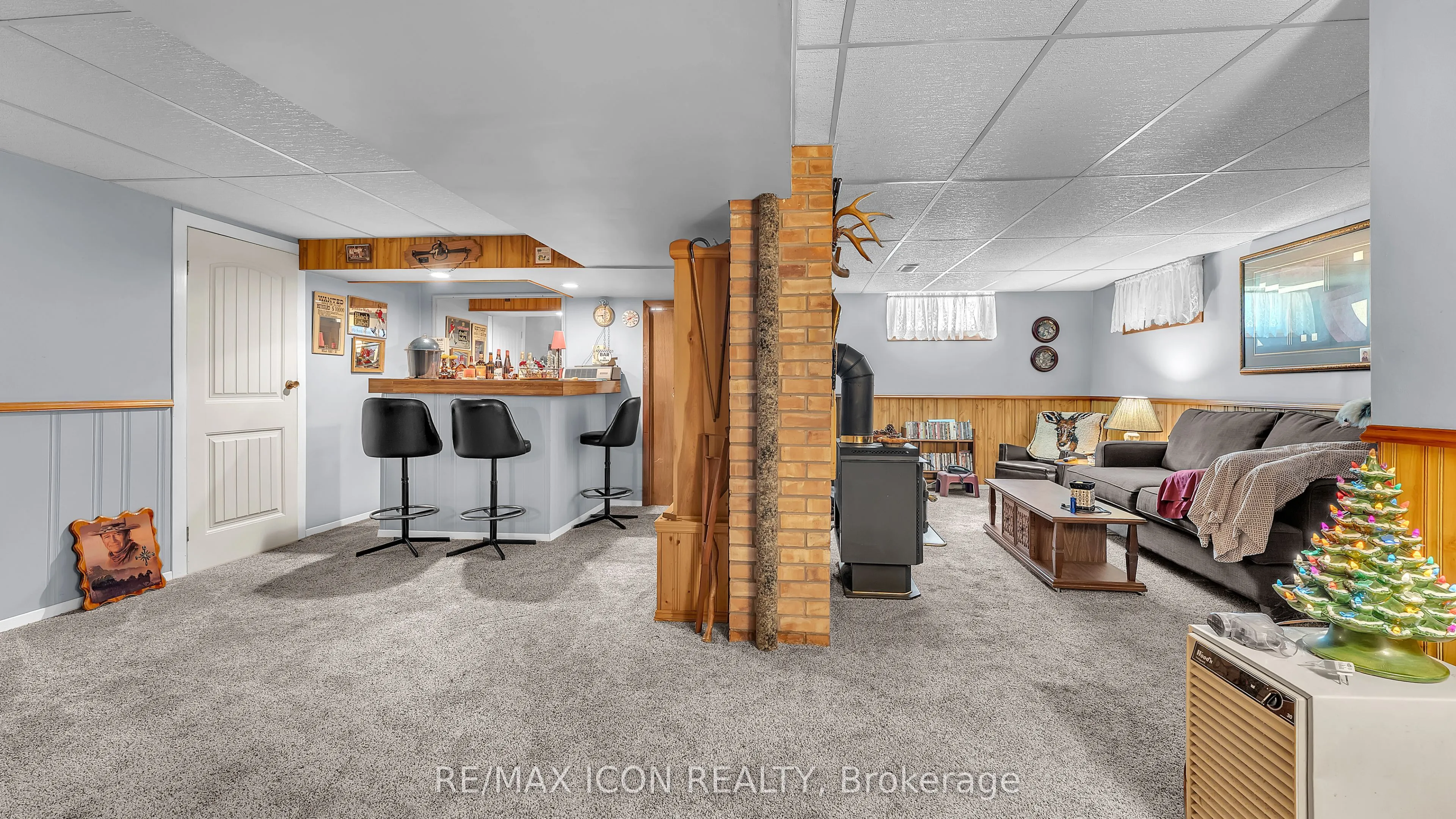 8274 Burwell Road E