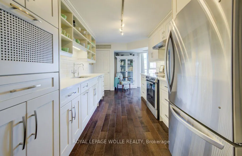 265 Westcourt Place, #505