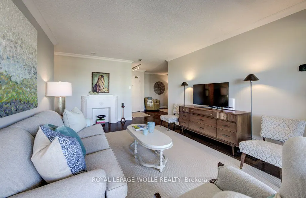265 Westcourt Place, #505