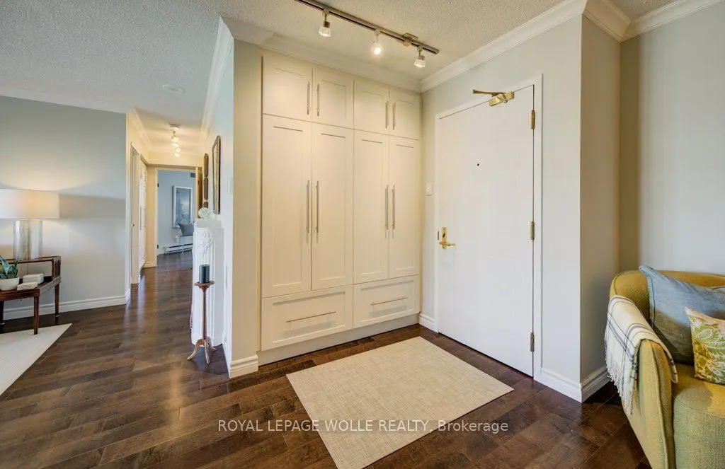 265 Westcourt Place, #505