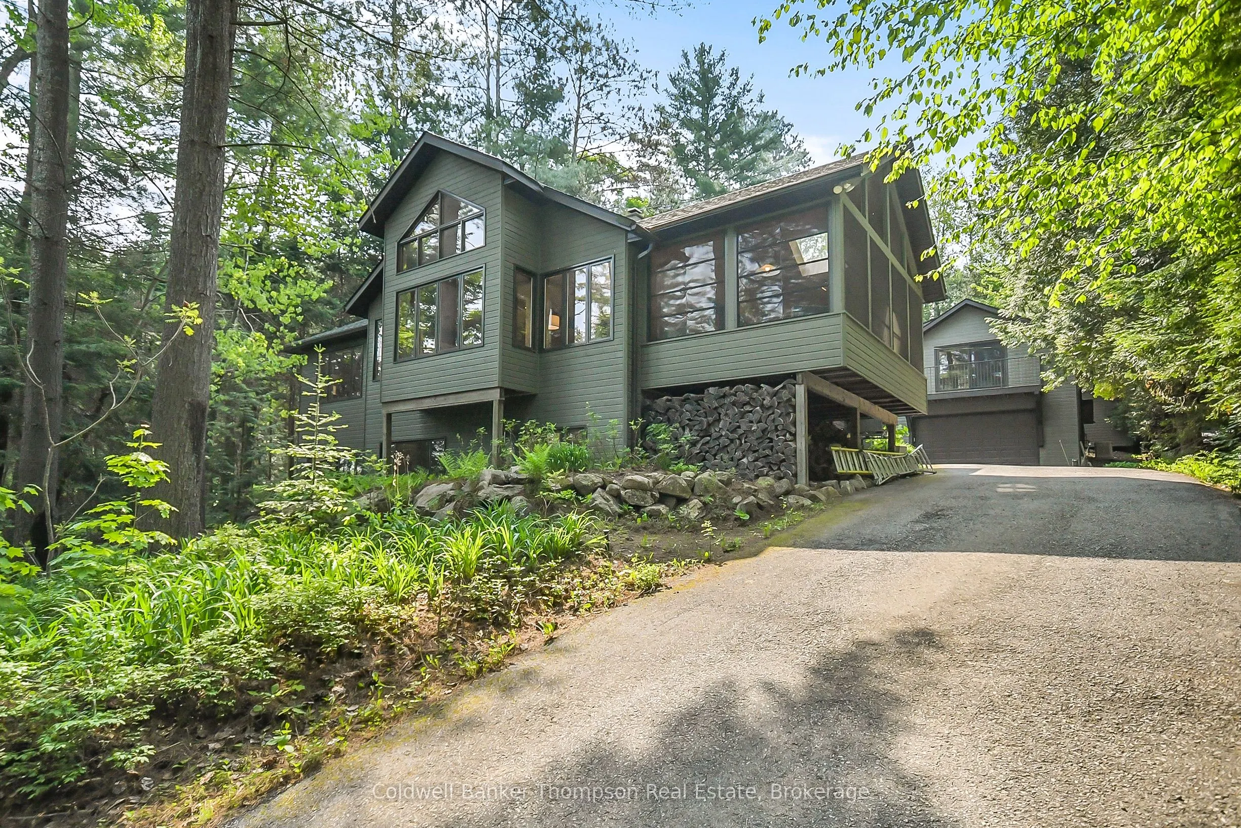 1109 Glenmount Road