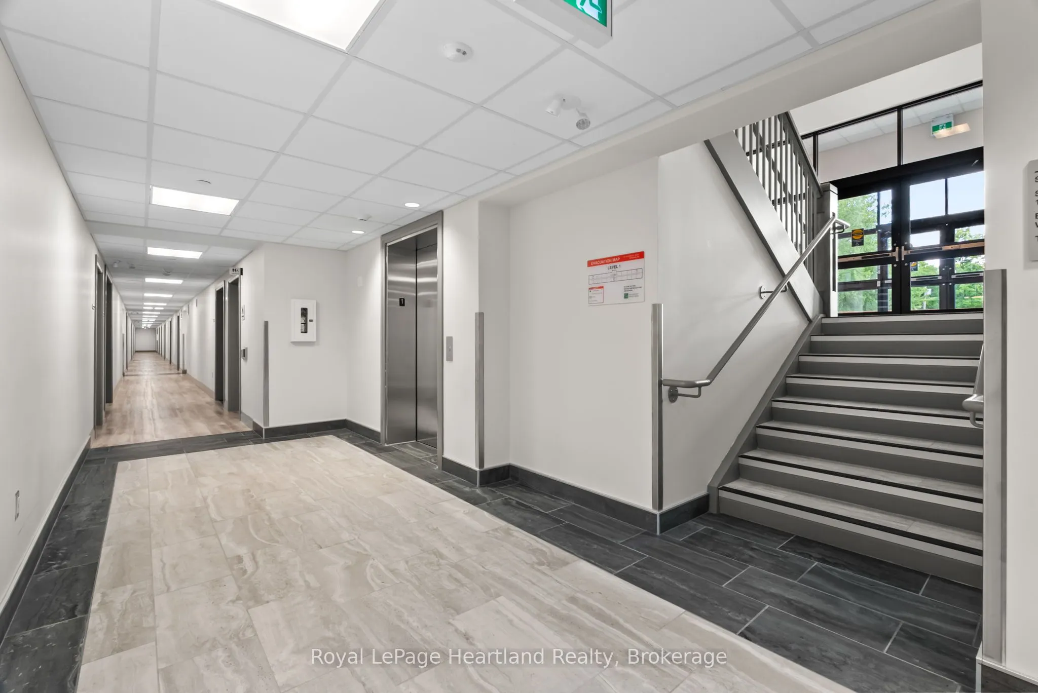 187 VICTORIA Street W, #106