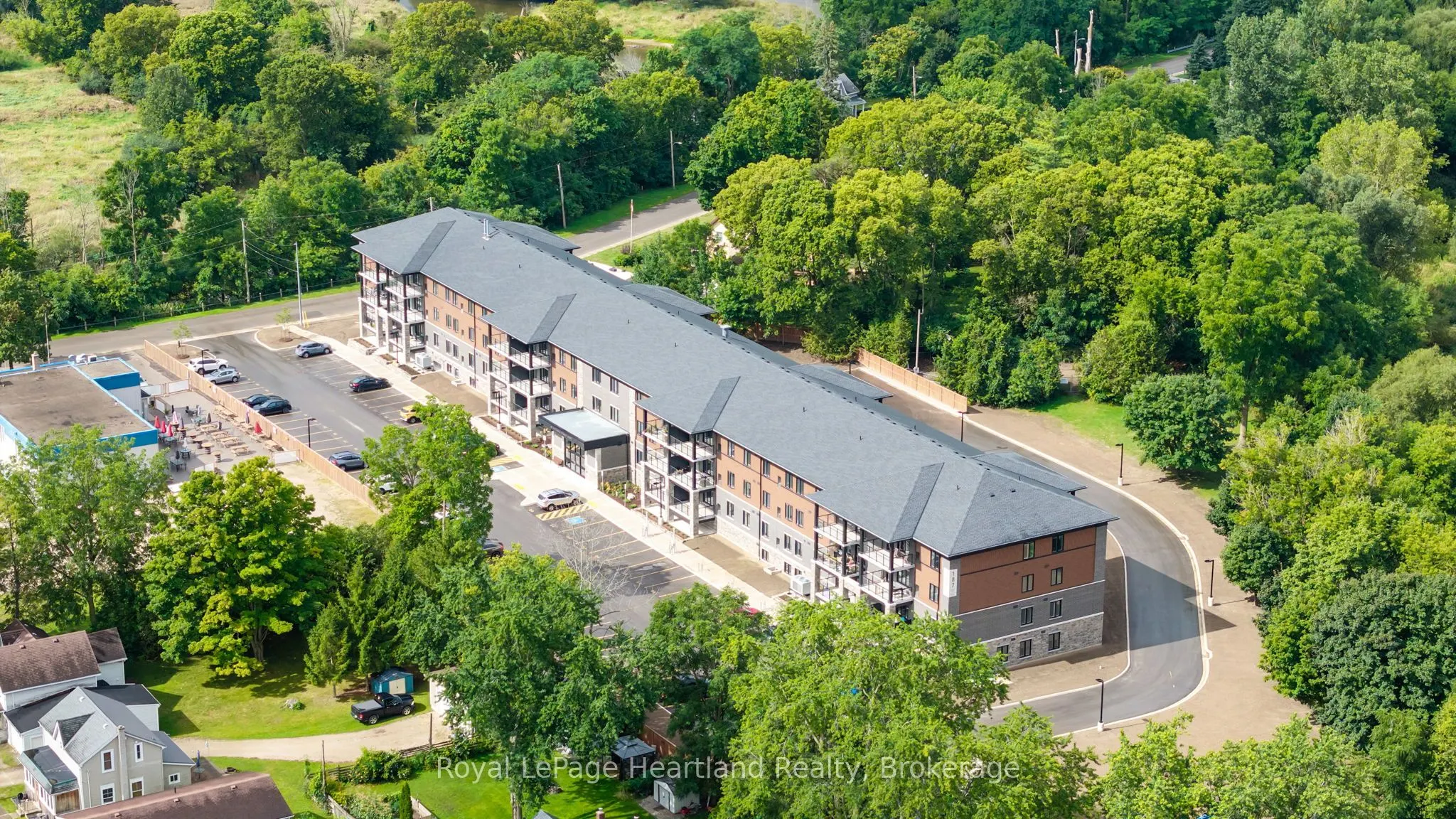 187 VICTORIA Street W, #106