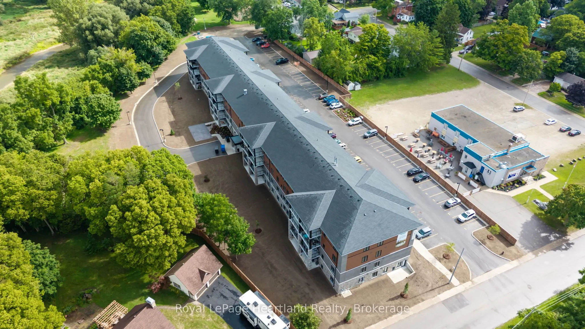 187 VICTORIA Street W, #106