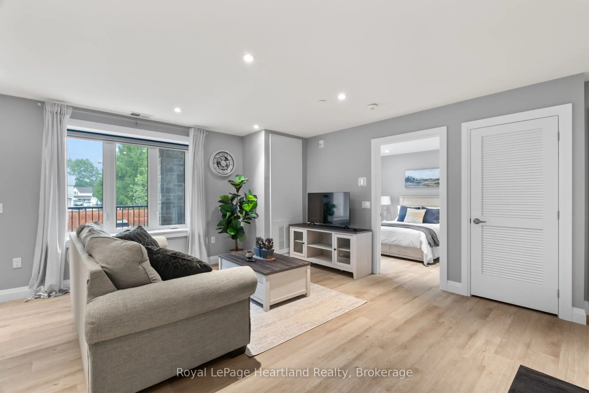187 VICTORIA Street W, #106