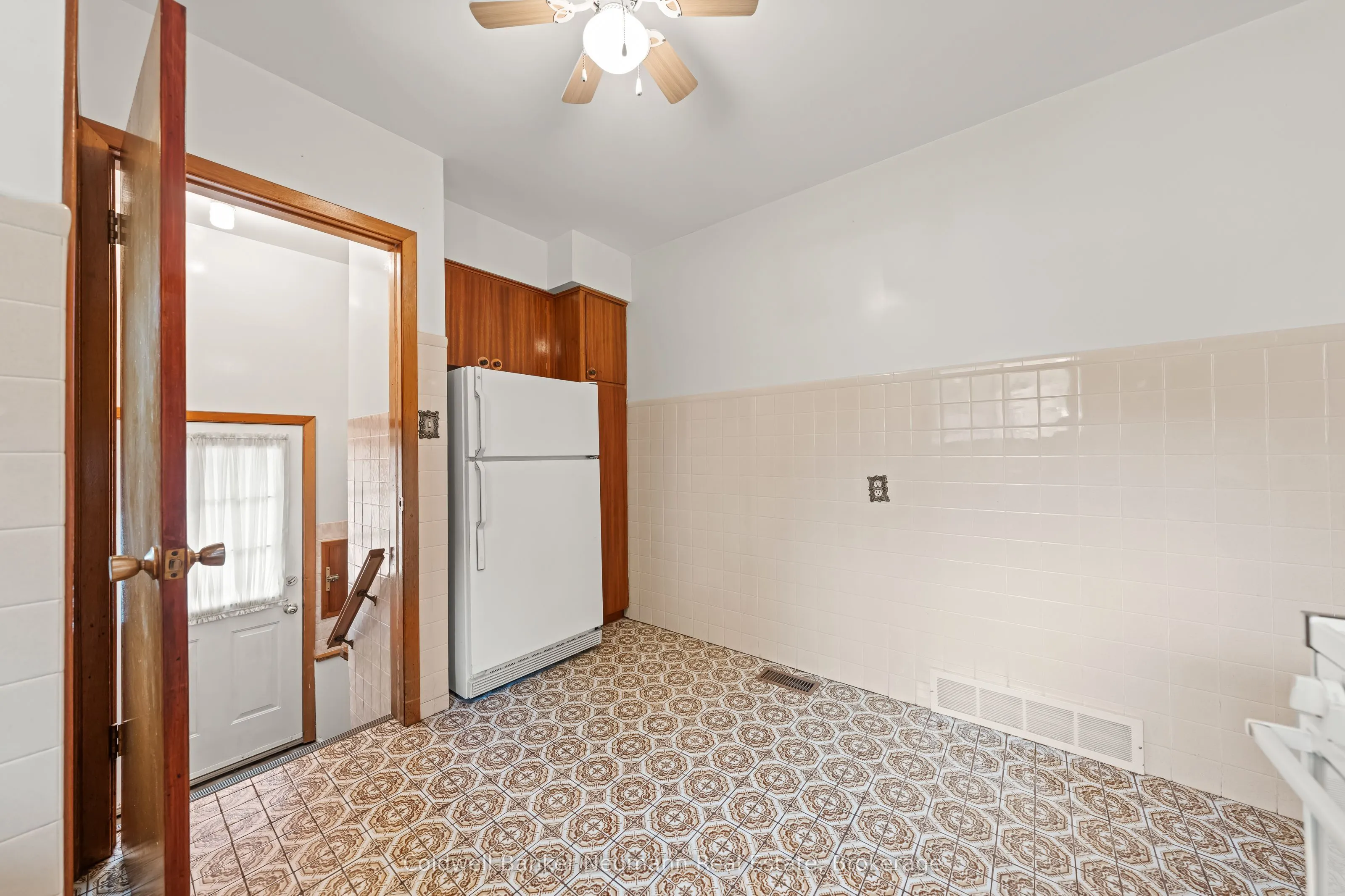 23 Sunnylea Crescent
